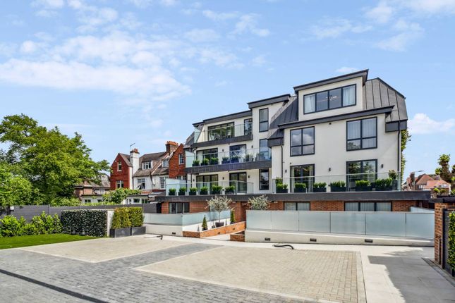 Flat for sale in The Luxley, Golders Green