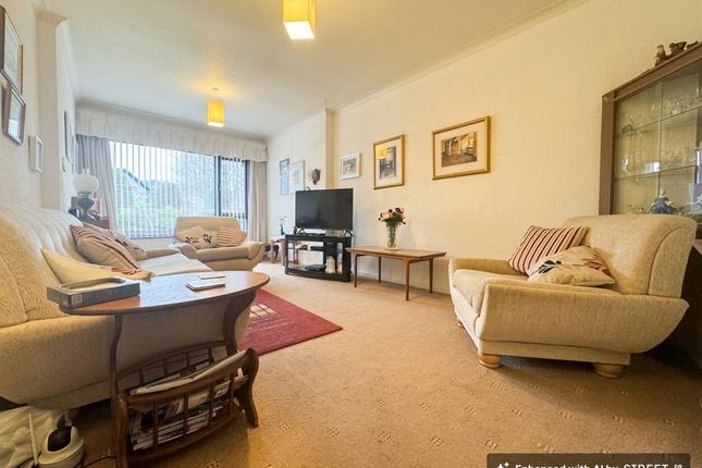 8 Glensharragh Gardens, Belfast photo 4