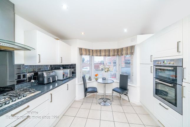 2, Redmires Close, Walsall photo 3