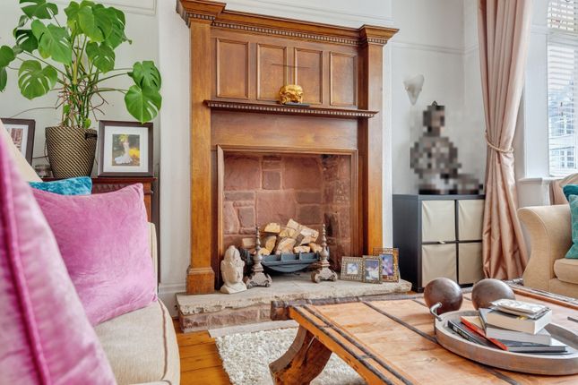 12, Middlefield Road, Merseyside photo 4