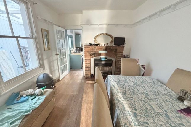 26, Cornwall Road, Bexhill on Sea photo 4