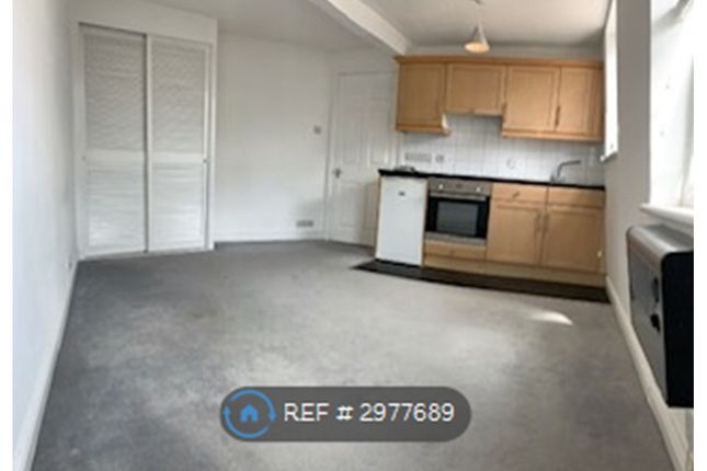 Studio flat on Flat, Victoria Street, Windsor, £900/mo