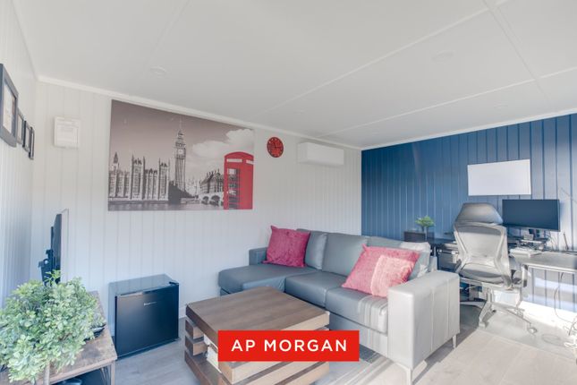 40, Skylark Street, Birmingham photo 4