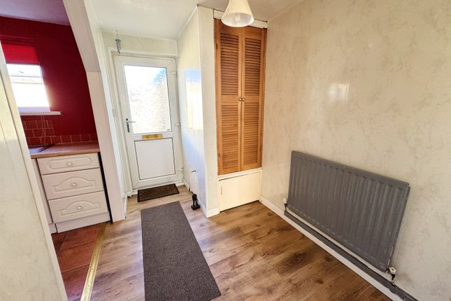 47, Kirkstone Avenue, Peterlee photo 2
