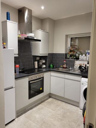 24, Henry Court, Rotherham photo 5