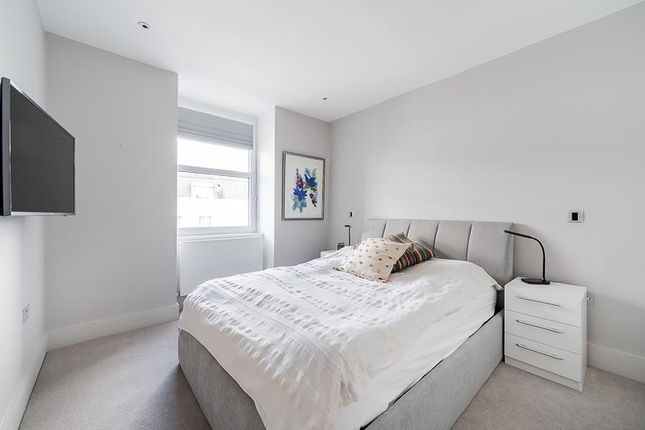 Flat 27, Manor House Court W9 2Pz-6-Low-Res.Jpg