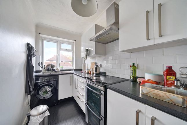 Flat 3, 143, White Horse Hill, Chislehurst photo 3