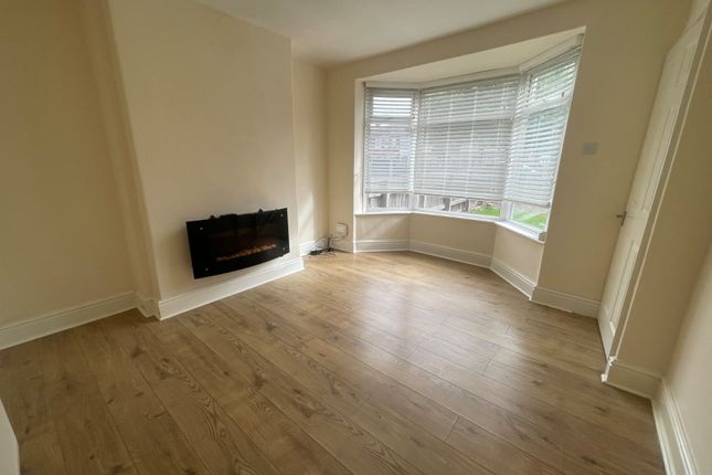 71, County Road South, East Yorkshire photo 2