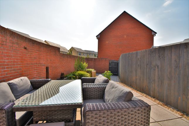 Crabtree Close, Cranbrook, Exeter EX5, 2 bedroom semi-detached house ...