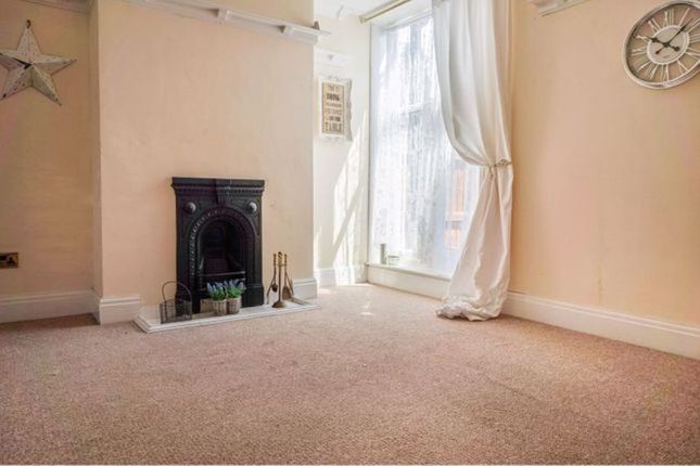 15, Bowers Avenue, Grimsby photo 4