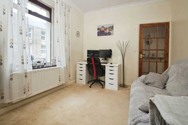 69, High Street, Port Talbot photo 3
