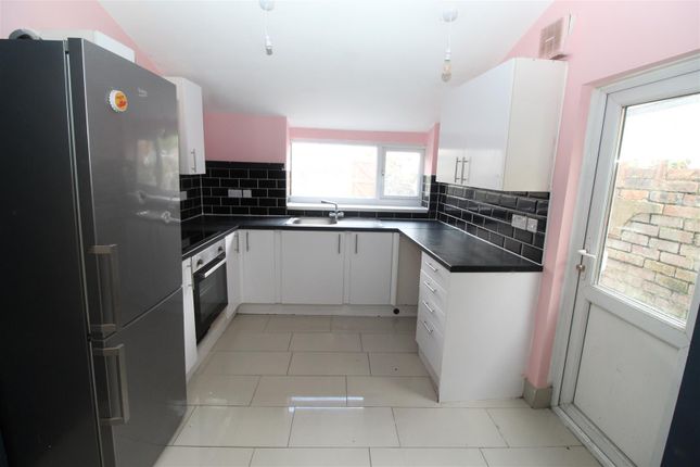 Property to rent in North Road, Cardiff CF10