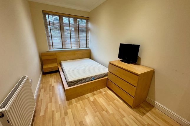 Room 2.Jpeg