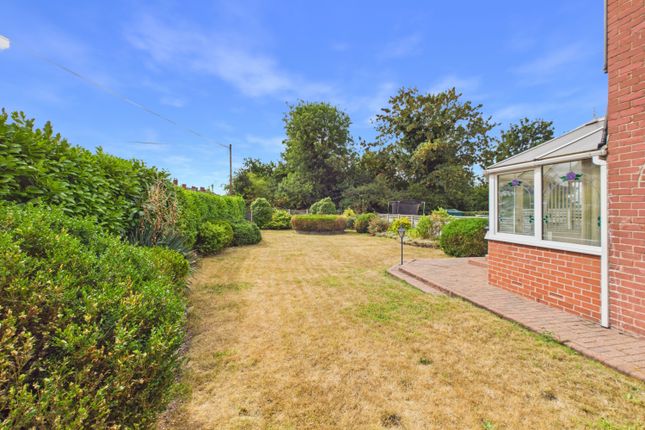 1, Oaksfield, Leeds photo 4