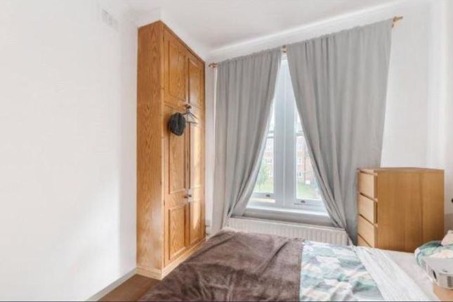 100b, Bedford Road, Clapham North photo 3