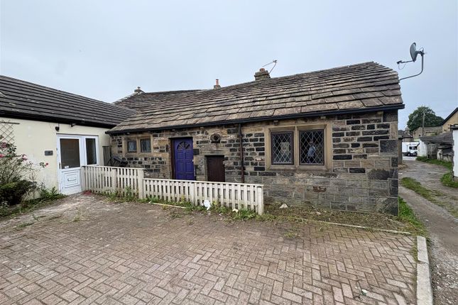 2-bed house on 2, Daisy Hill, Bradford, £90,000