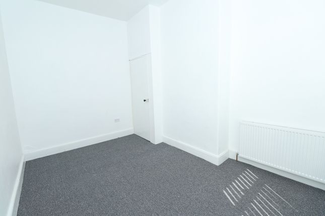 44 Wistaston Road, Crewe, Cheshire photo 3