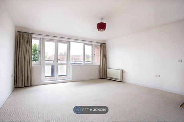 Flat, The Savoy Station Road, Shirehampton, Bristol photo 2