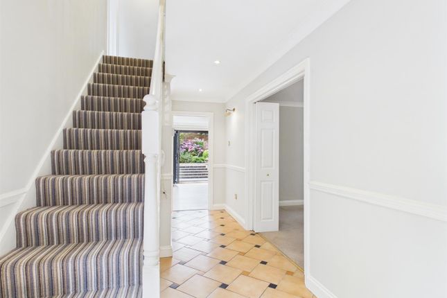 Clarendon Cottage, 22, Clarendon Square, Leamington Spa photo 2