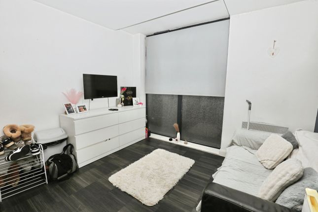 Flat 224, Saint Cyprians 90, Durning Road, Liverpool photo 4