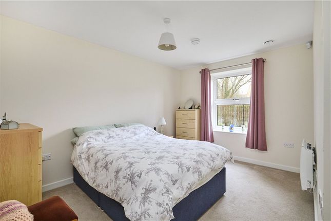 Apartment 8,, Summer Court, Ilkley photo 4