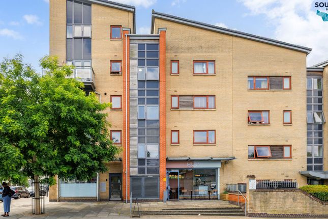Kenninghall  Road, Hackney, London, London photo 4