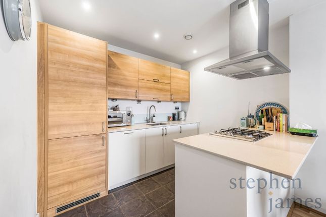 Park View Court, 215,Flat 58, Devons Road, London photo 3