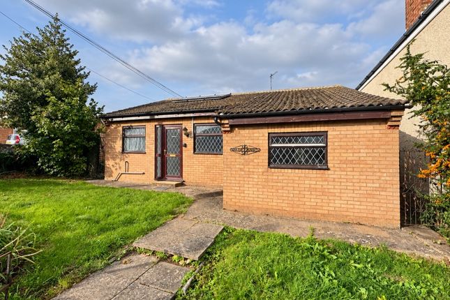3-bed bungalow on Kettering, £180,000