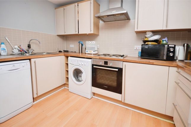 83 Nymet Court,, Pine Street, Buckinghamshire photo 4