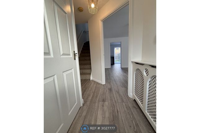 Stanway Close, Ingleby Barwick, Stockton-On-Tees photo 2