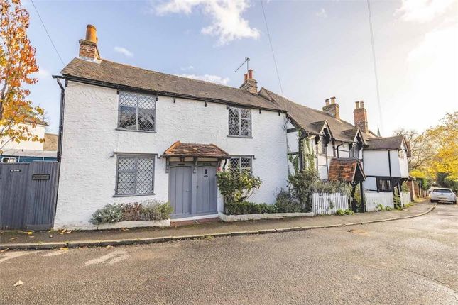 Thumbnail Terraced house for sale in High Street, Taplow, Buckinghamshire