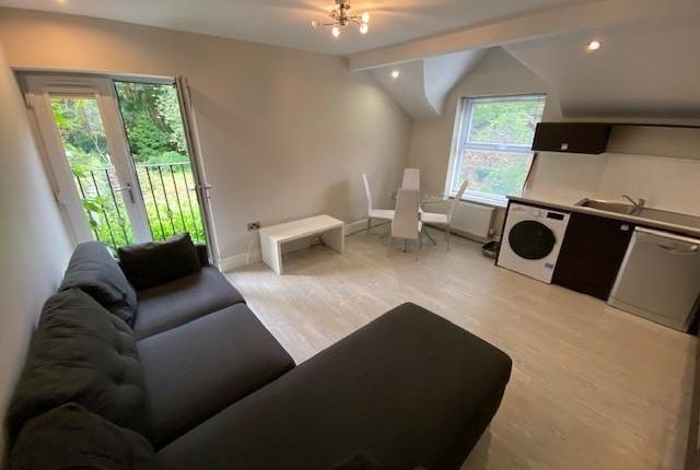 Apt 3 Mottram Manor, 55, Palatine Road, Didsbury photo 3