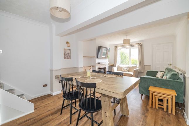 2, Firs Road, Canterbury photo 4