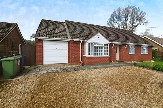 Thumbnail Detached bungalow for sale in Fridaybridge Road, Elm, Wisbech, Cambridgeshire