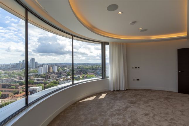 Flat for sale in Albert Embankment, Lambeth