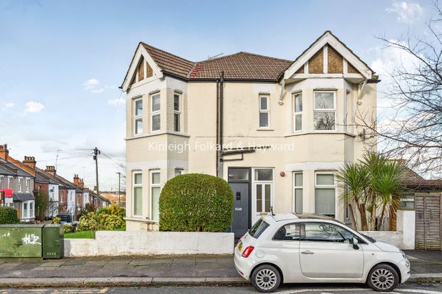 2-bed flat on 140, Pembroke Road, London, £375,000