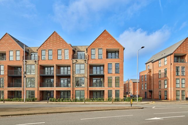 1-bed flat on 14, 97A-117 Caversham Road, Reading, £277,500