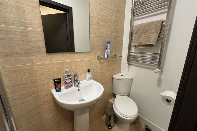 Flat 8, 21, Priestgate, Peterborough photo 3