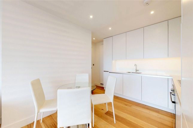 Flat 23, Spaceworks Building, 21, Plumbers Row, London photo 3