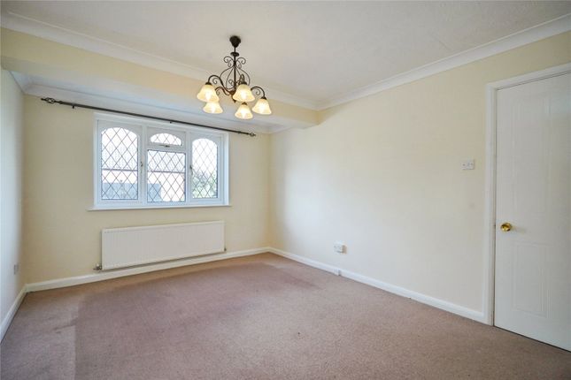 10, Castle Way, Leicestershire photo 3