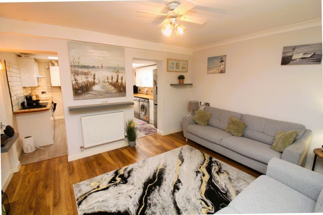 64, Bath Road, Bridgwater photo 3