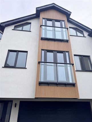 FL7, Greenswood Mews, Greenswood Road, Brixham photo 3