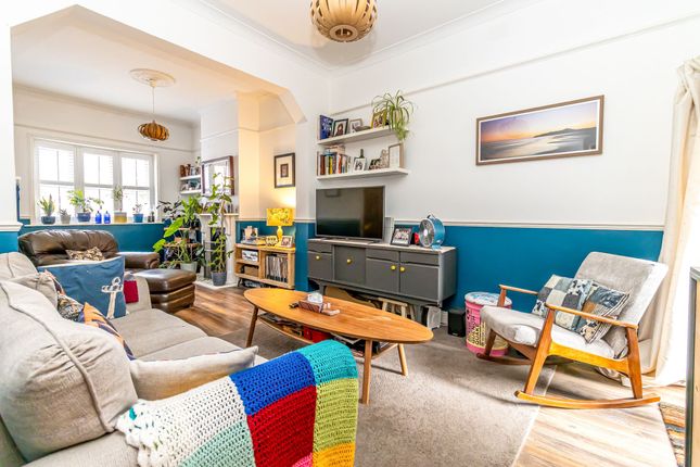 277 Fawcett Road, Southsea photo 2