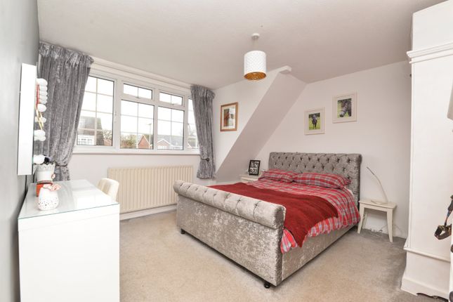 Detached house for sale in Deerleap Way, New Milton, Hampshire