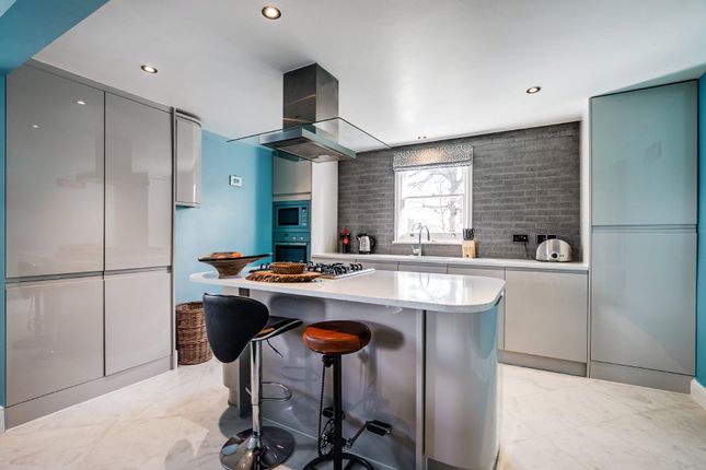 Thumbnail Flat for sale in Winchester Road, Highgate, London