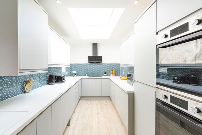Room 3, 77, Romsey Road, Hampshire, England photo 4