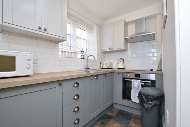 Roxby Cottage, Gun Gutter, Saltburn-by-the-Sea photo 4