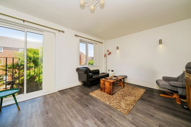 1, Sandrock Close, Wallasey photo 4
