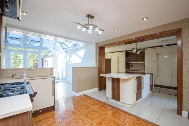 169 Victoria Road, Port Talbot photo 3