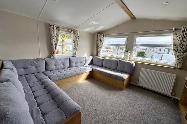 Coopers Beach Holiday Park, Church Lane, Colchester photo 3
